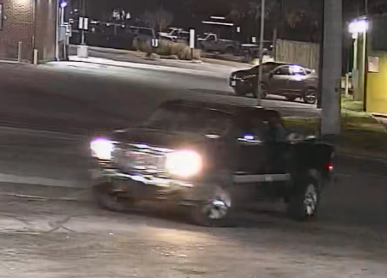 Dallas Police Dept:.@DallasPD is asking the public to help identify this suspect and car. Both were involved in a fatal hit-and-run accident on 01/18/23 at 300 S. Marsalis Av.  Anyone with info is asked to contact Det J. 