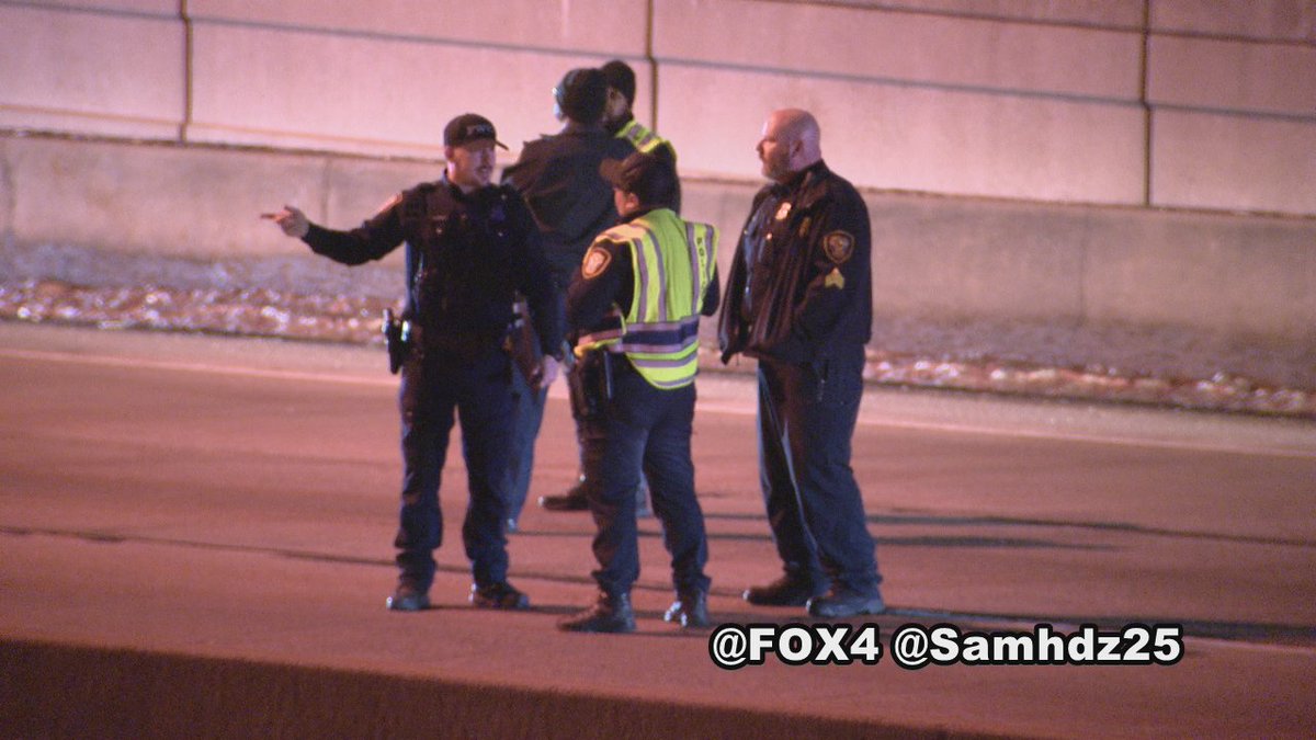 Fort Worth Pd working a Major Crash: Two Ppl confirmed deceased. Traffic Investigator working to determine the cause. 