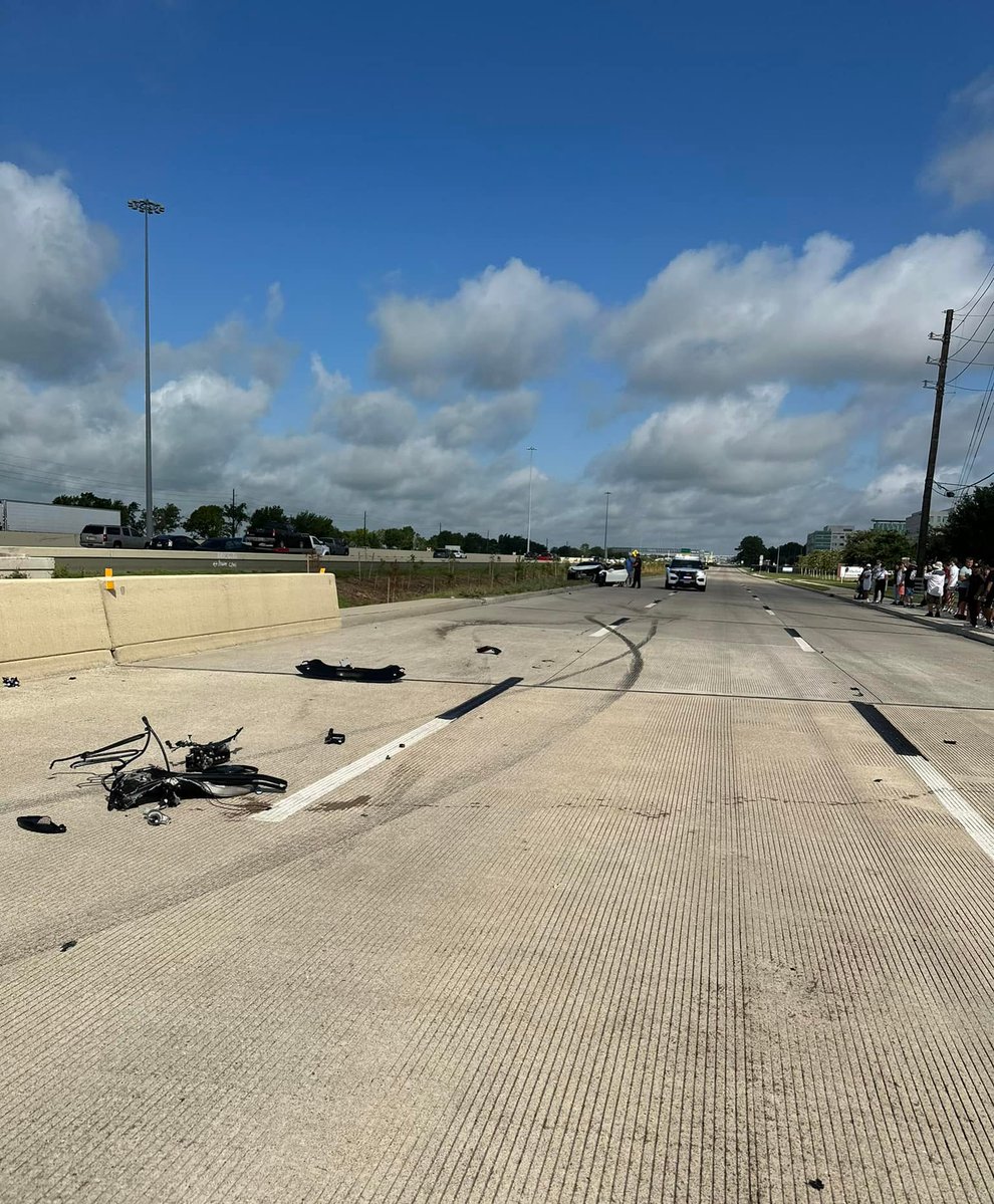 Constable Deputies are working a major vehicle crash in the 27500 block of the Northwest Freeway and Louetta Road. EMS is on scene treating the driver.nnWest bound lanes of the Northwest Freeway are currently blocked by emergency crews. Expect Delays