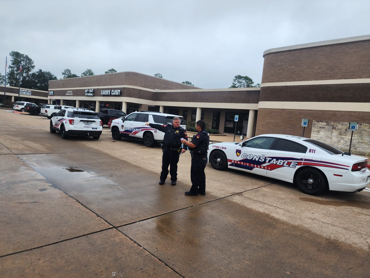 Constable Deputies are working an Aggravated Robbery in the 16600 block of Champion Forest.The victim reported that she was robbed at gunpoint and that the suspect fired multiple shots at her.Investigation on scene continues