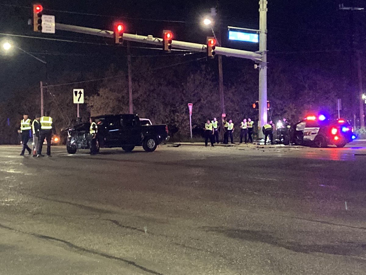 A San Antonio police officer is in the hospital with serious injuries after a crash on the SE side (corner of Presa and SE Military). Appears to be multiple vehicles involved. Multiple blocks of SE Military shut down.