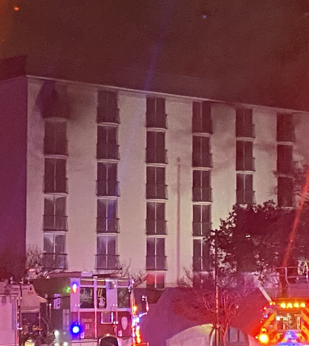 SATXFire on scene of fire at vacant hotel off Loop 410 and Cherry Ridge. Lots of smoke coming from windows