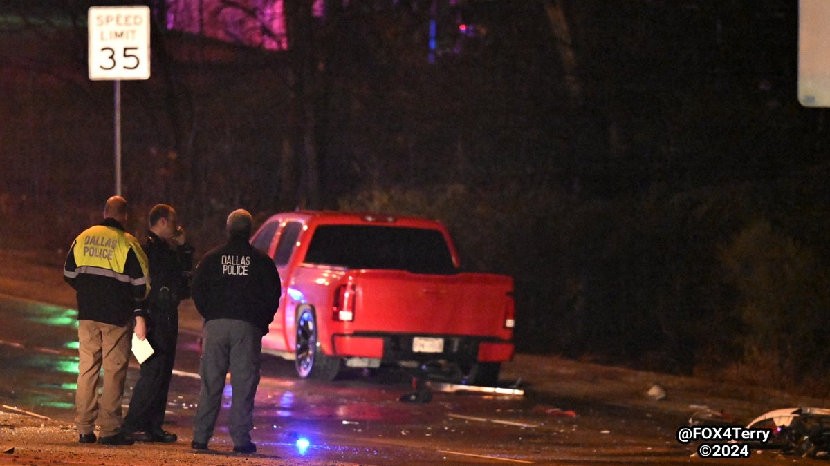 Dallas police respond to a deadly overnight crash at 4700 W Davis St. 