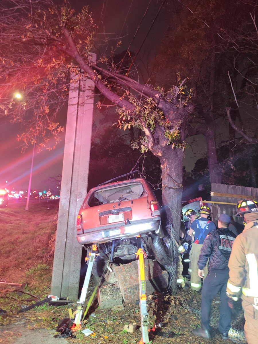 Constable Deputies are currently investigating a Major Crash at FM 1960/HARDY TOLL RD 