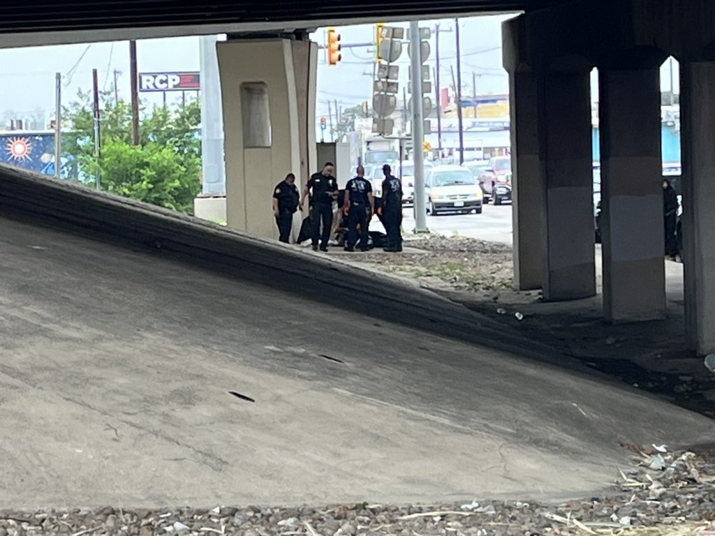 San Antonio police at a scene where a man was struck with a machete. Police tell the two men were arguing and the mother pulled the machete and struck the man in the leg. EMS took care of the man. The suspect was detained