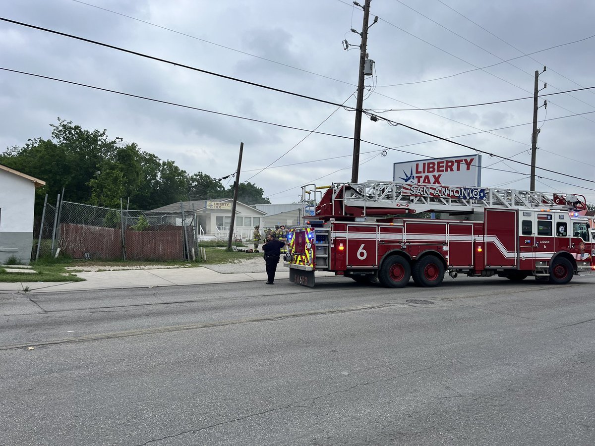 San Antonio Fire department working a structure fire. This at 100 Henry st.Appears to be an an abandoned Liberty Tax business