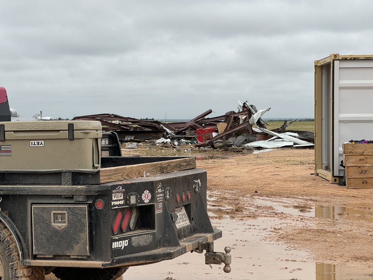 Rescue a family whose home was destroyed by a massive tornado in Hawley