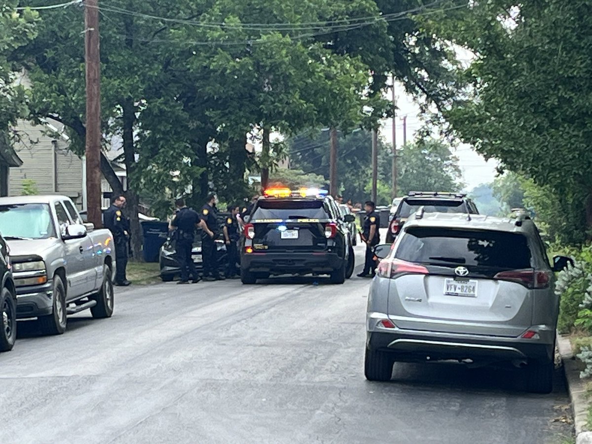 Chase a man saying he had a gun and wanted to hurt himself. Police arrive to talk to the man and he takes off running. He was caught several blocks away and arrested on a previous warrant