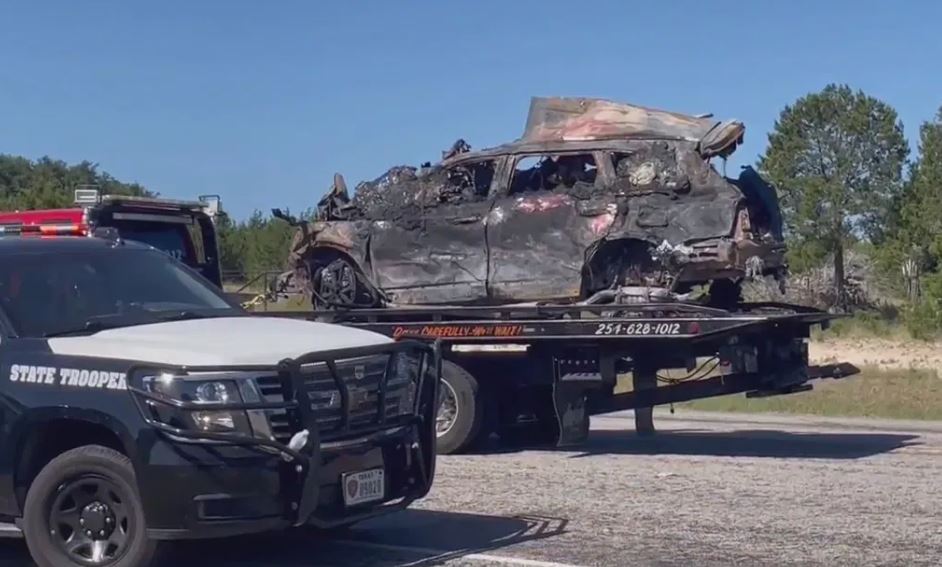 Five killed in fiery morning crash on Highway 281 that authorities say was caused by a tire blowout