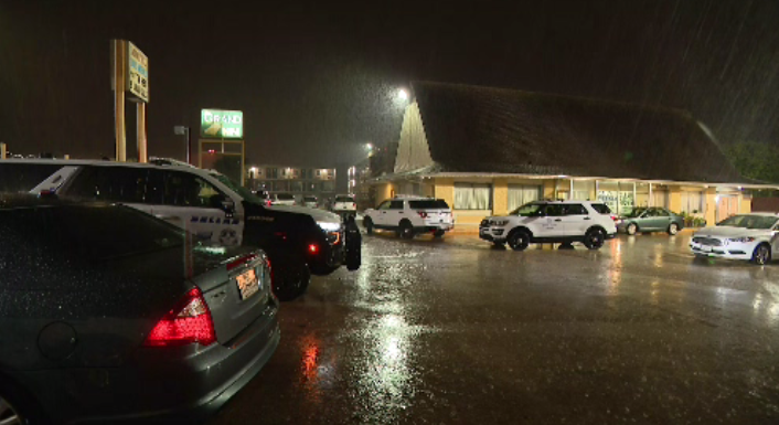 Dallas Police are looking into an early morning shooting at the Grand Inn along West Camp Wisdom Road. Investigators say one person died and two others were taken to a local hospital for treatment. Suspect not in custody