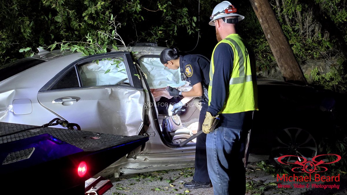 Fort Worth is looking for the occupants of a Cadillac sedan that ran from the scene after crashing into a power pole on the 4700 block of Meadowbrook dr knocking the power out the parts of Central Meadowbrook neighborhood for the next few hours.  