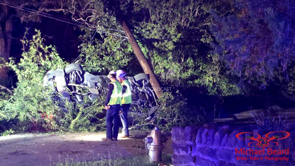 Fort Worth is looking for the occupants of a Cadillac sedan that ran from the scene after crashing into a power pole on the 4700 block of Meadowbrook dr knocking the power out the parts of Central Meadowbrook neighborhood for the next few hours.  