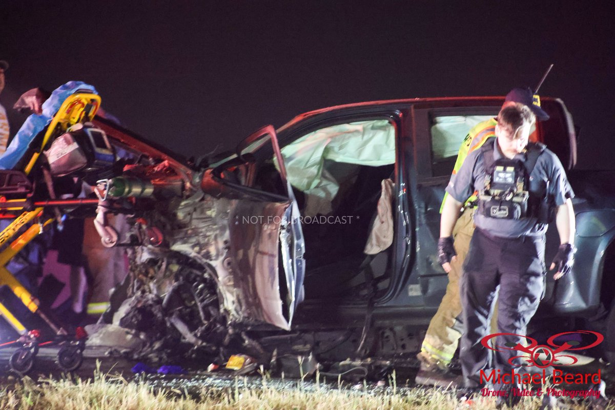 5 people were killed sunday morning. After a wrong way, the driver hit another vehicle head on, causing both vehicles to burst into flames. The driver of the suspected wrong way vehicle was on the 5 killed on NW Loope 820 in Fort Worth