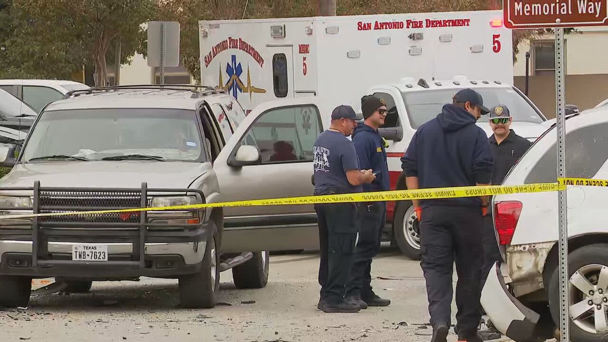 An elderly woman is dead and five others injured following a crash Tuesday morning in downtown San Antonio. Police said the woman, in her 70s, was driving when she reportedly suffered a medical episode