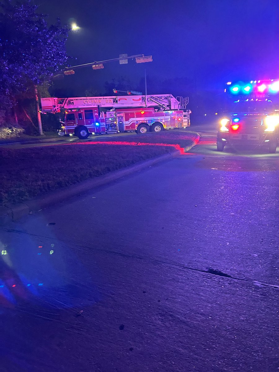 Xmajor injuries reported and lifeflight transporting. Road closures still in affect.EMS and deputies are responding to a major accident at Rodney Ray BLVD & Fairbanks N Houston. Expect delays and possible road closures.