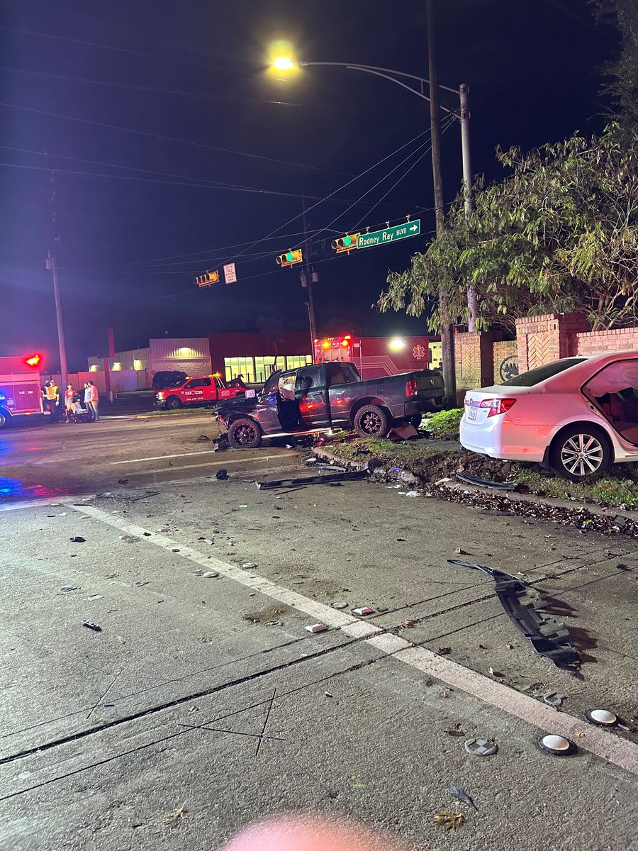 Xmajor injuries reported and lifeflight transporting. Road closures still in affect.EMS and deputies are responding to a major accident at Rodney Ray BLVD & Fairbanks N Houston. Expect delays and possible road closures.  