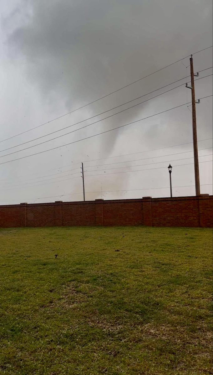 Tornado earlier this morning in north parts of Katy, Texas, west of Houston, Texas in the Sunterra neighborhood.