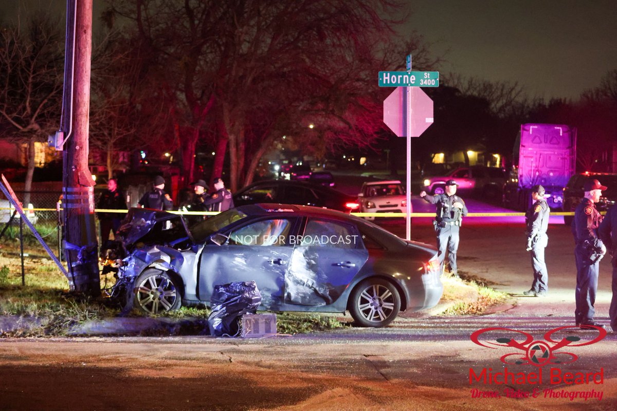 Pursuit of stolen car ends in west side crash 

On Saturday, December 28, 2024, at 2145 hours, West units became involved in a pursuit involving a reported stolen vehicle near the intersection of Cortez Dr and Las Vegas Trail. During the pursuit, the suspect vehicle collided with another vehicle near the intersection of Diaz Ave and Horne Street. Three individuals in the suspect vehicle were transported to an area hospital by medical personnel with what are believed to be non-life-threatening injuries