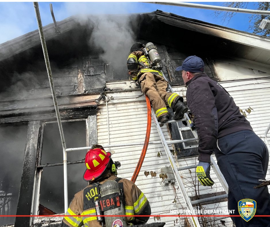 units responded to a house fire at Reeves St. and Nettleton St., just south of downtown. Crews on scene quickly extinguished the fire and no injuries were reported