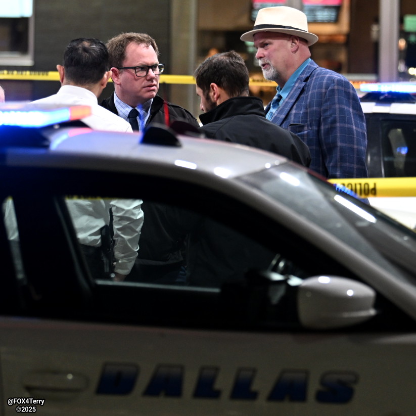 Dallas PD homicide detectives working to learn who shot a man to death overnight at a QuikTrip. This occurred at S Buckner Blvd and Samuell Blvd.