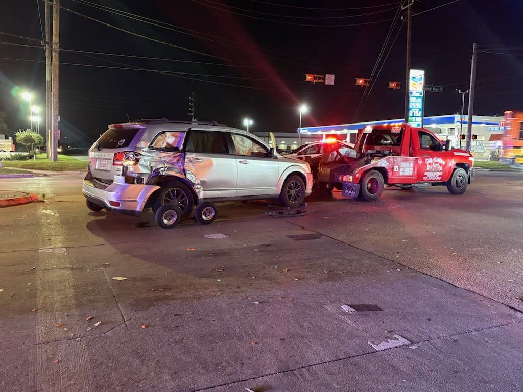 Deputy Constables are on scene of a two car Major crash at E AIRTEX DR/IMPERIAL VALLEY DR.  