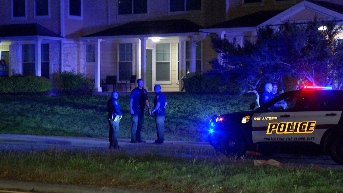Overnight shooting: Man shot through door after allegedly threatening homeowner