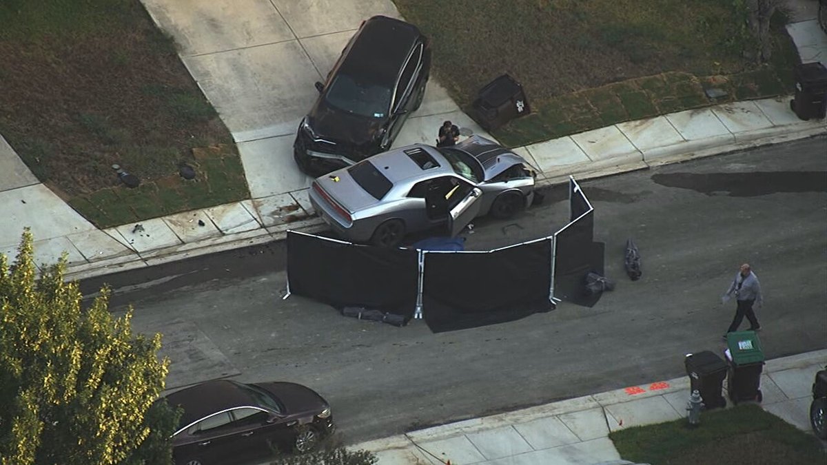 Homicide investigation : Young man killed after possible shootout, high-speed crash in Far Northeast Side neighborhood