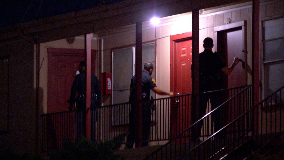Man found fatally shot at Southeast Side apartment complex.  dispatched to the Pecan Valley Golf Club Apartments, near East Southcross Boulevard and Pecan Valley Drive 