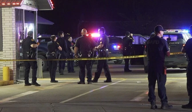 Fatal shooting   Man dies after shooting at South Side motel; suspect on the run
