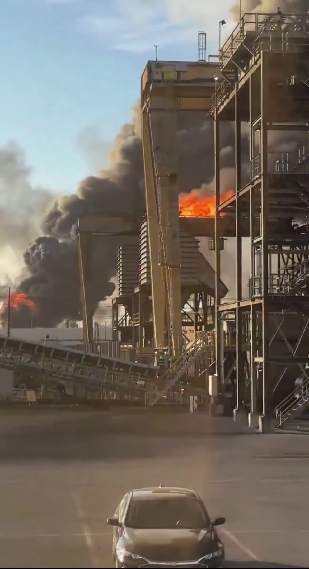 Following reports of a explosion, a massive fire rages on at Valero oil refinery in Port Arthur, Texas