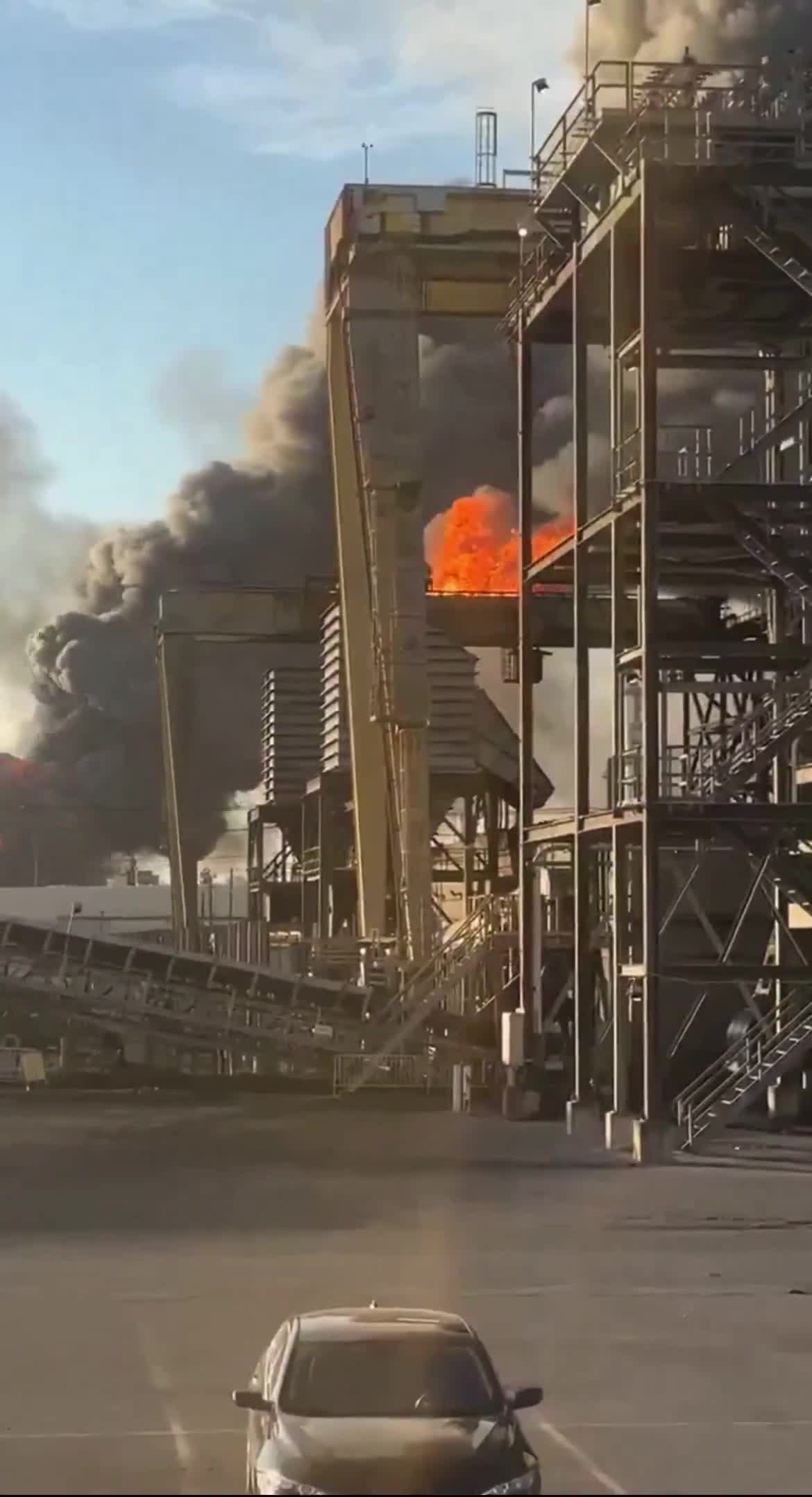 Following reports of a explosion, a massive fire rages on at Valero oil refinery in Port Arthur, Texas