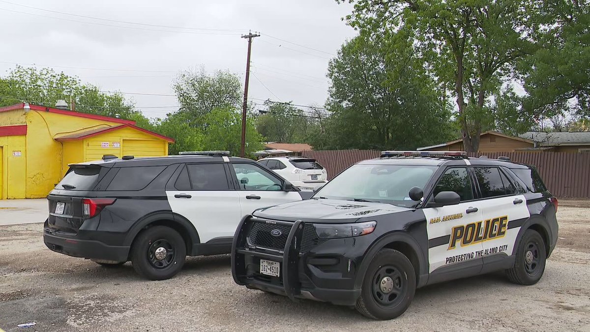 Police detain man for questioning in Northwest Side homicide investigation