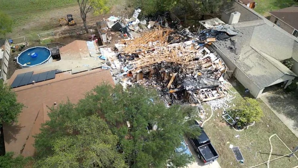 Two house explosions hours apart injure 5; CPS Energy finds gas leak, NTSB probes