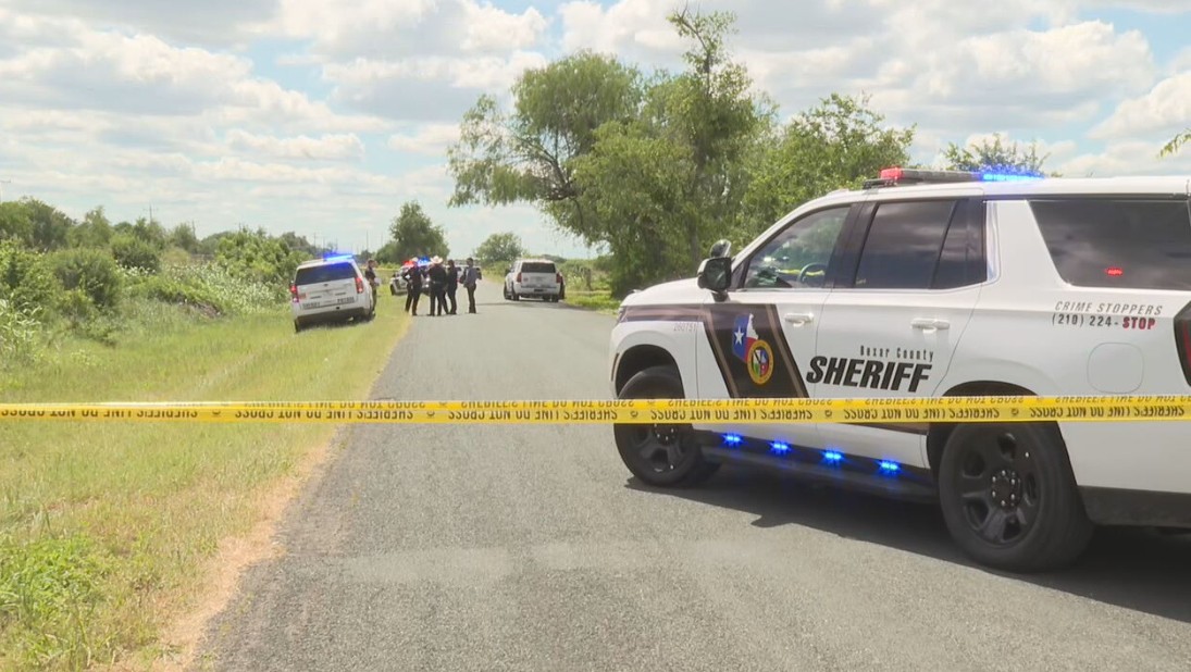 Authorities identify man found dead near Southwest Bexar County railroad tracks
