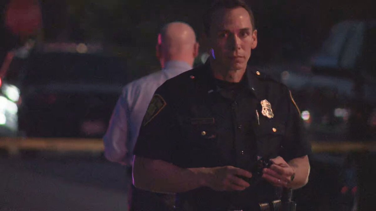 Police are investigating after a man was found with a gunshot wound to the head just west of downtown.    police were called to the scene of a reported shooting in Progress near the corner of West Poplar Street and NW 26th Street